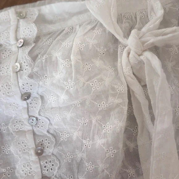 ILLA ILLA White Floral Lace skirt. NWT - Picture 4 of 4